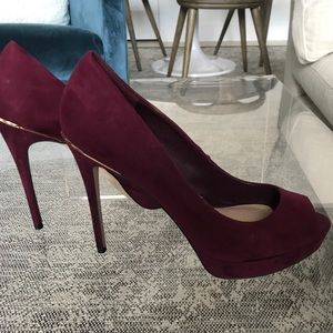 Maroon peep toe platform Stilleto